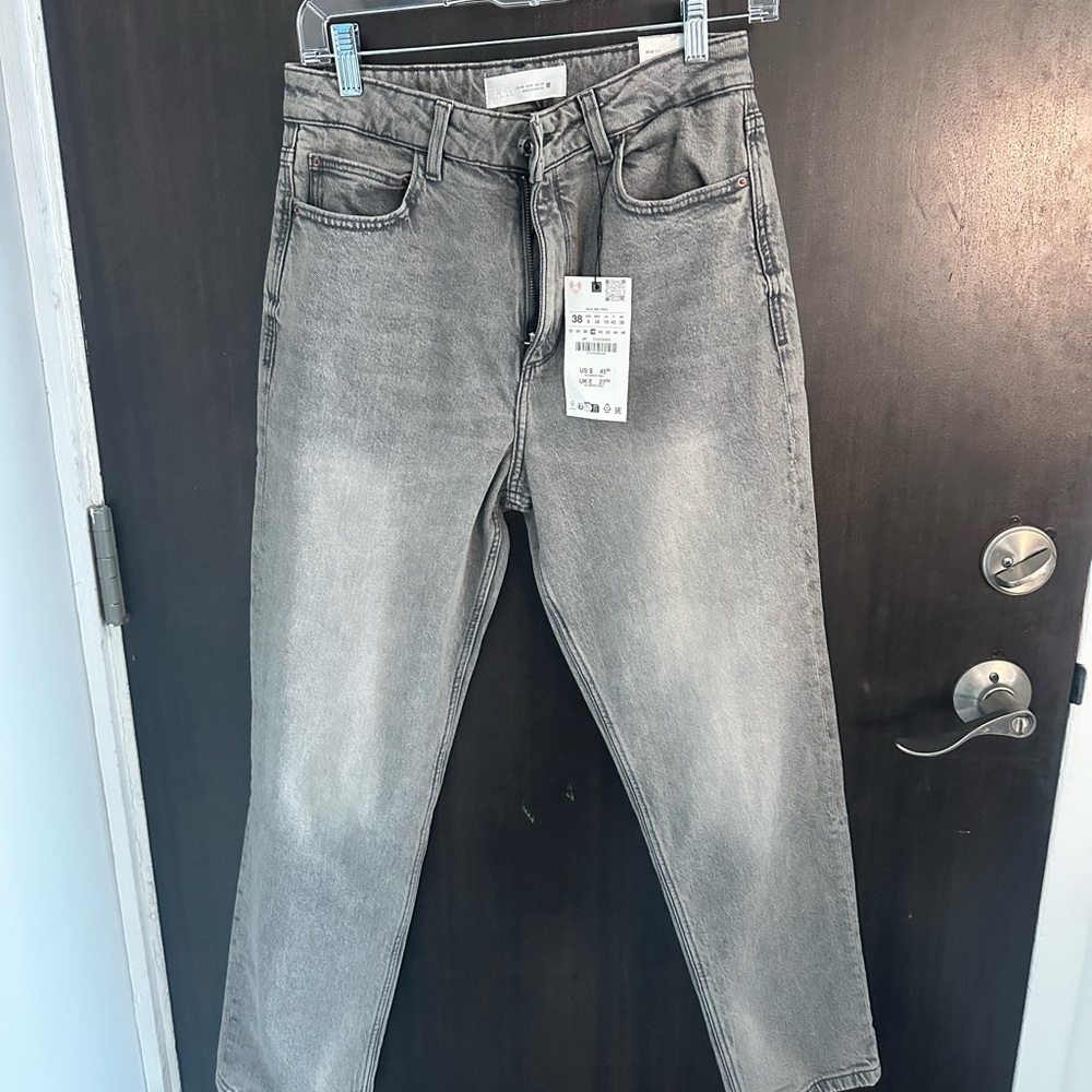 Brand new women’s Zara mom jeans